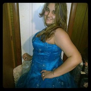 Beautiful blue pageant dress