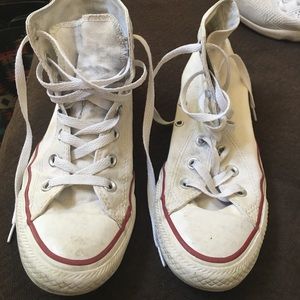 Women's converse size 8
