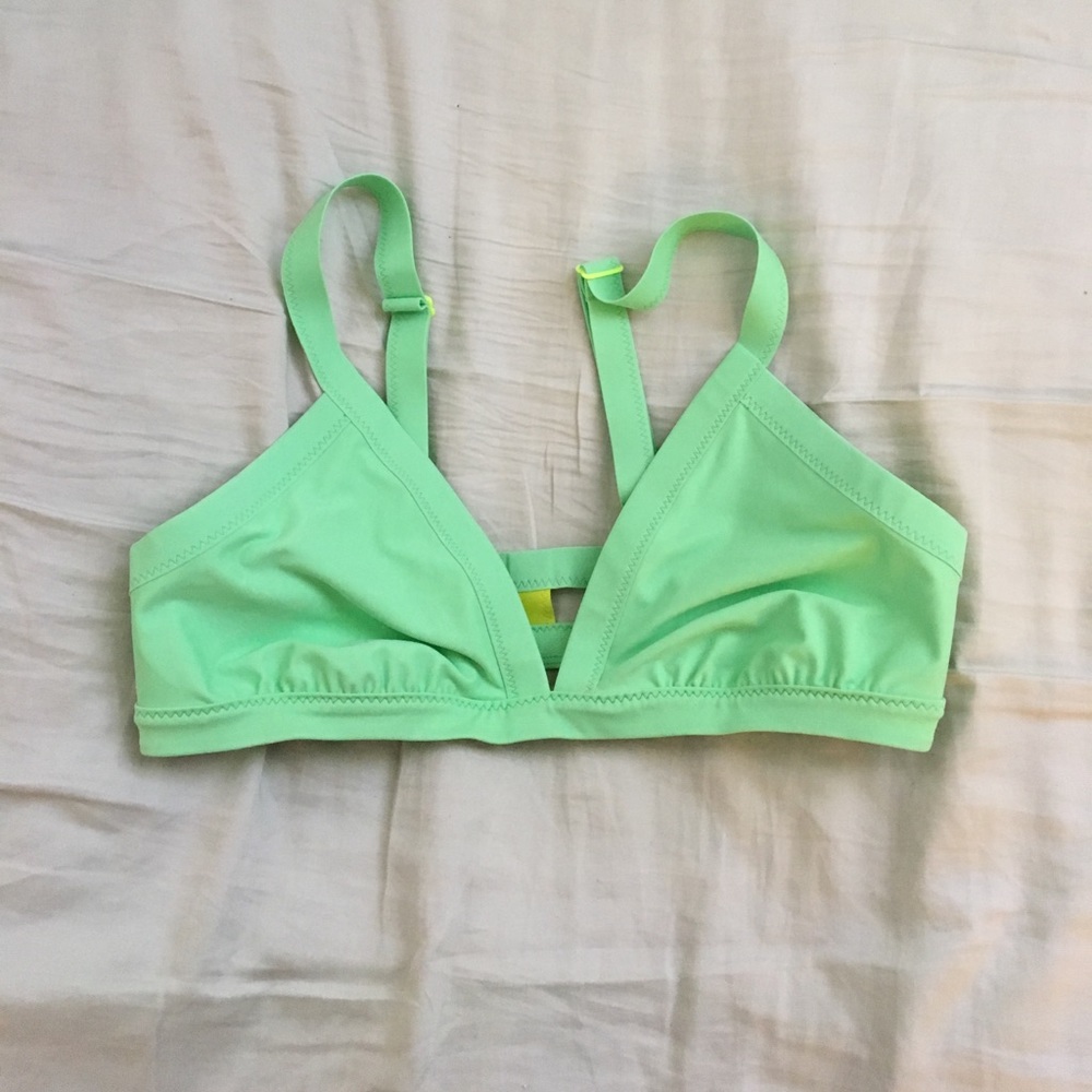 Lululemon bikini top !