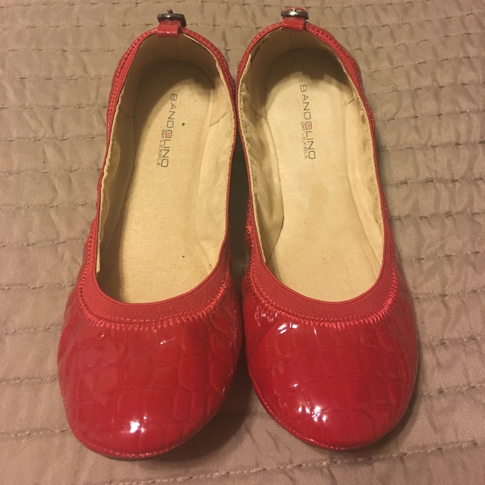 Bandolino Flats