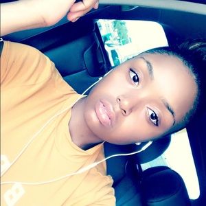 Meet your Posher, Zaniya