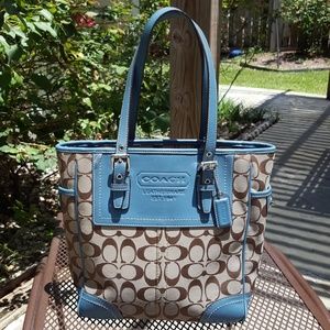 Coach Shoulder Bag