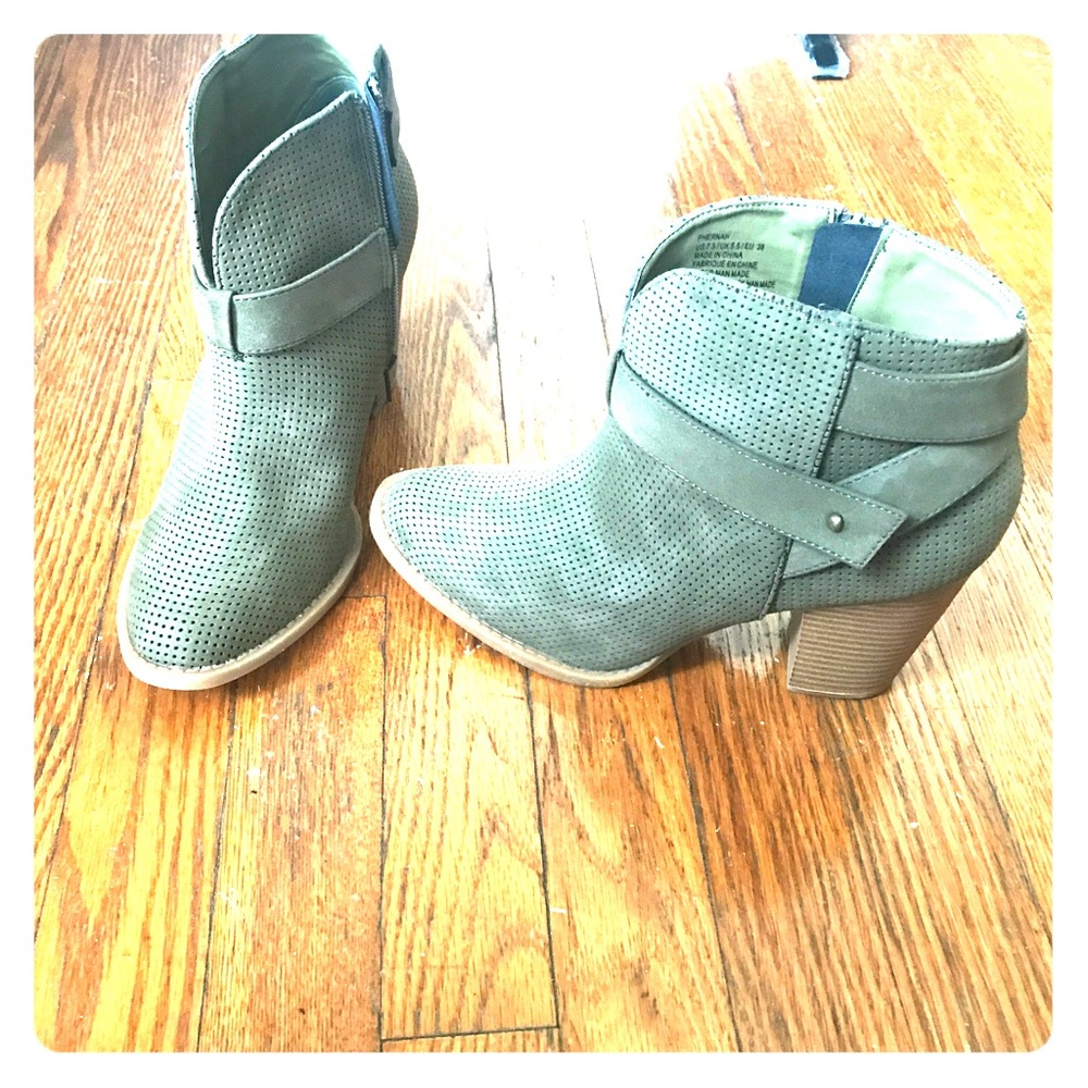 Green boot