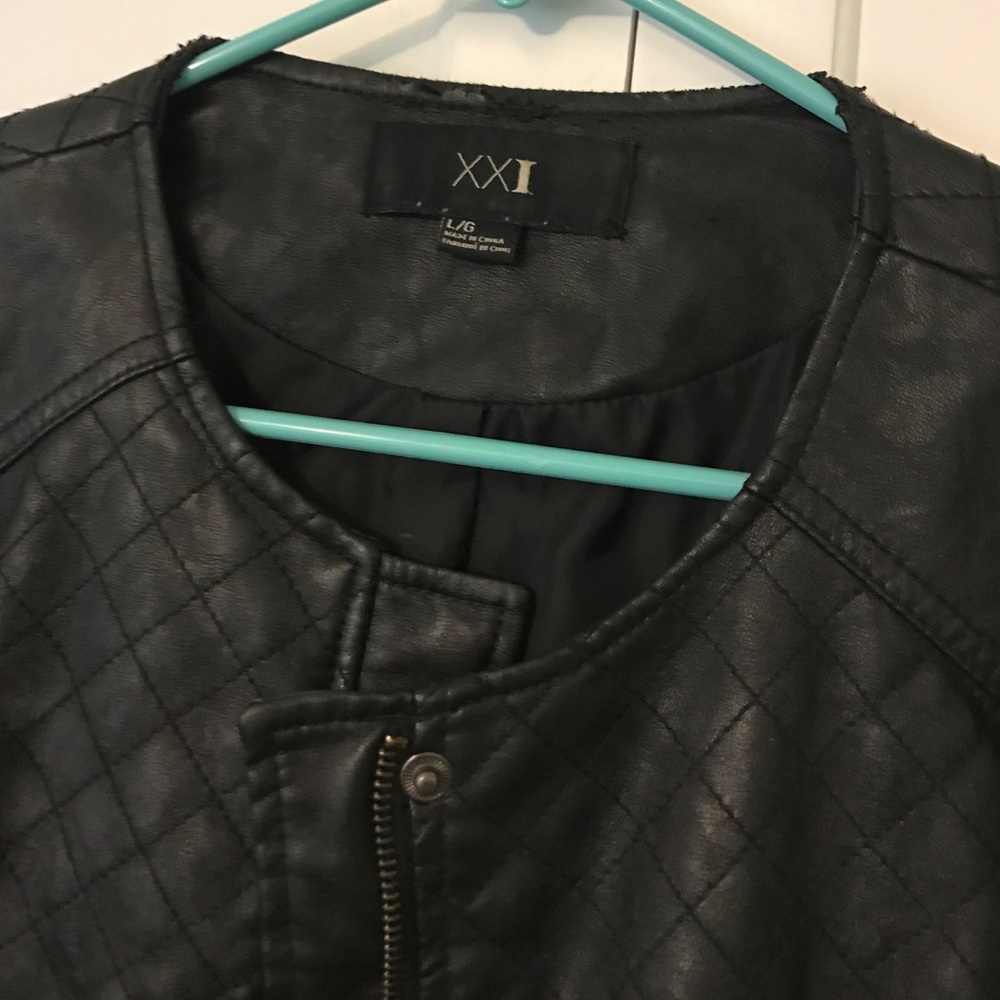 Moto jacket - Picture 2 of 8