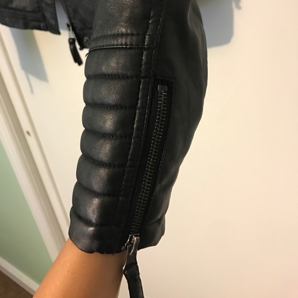 Moto jacket - Picture 3 of 8