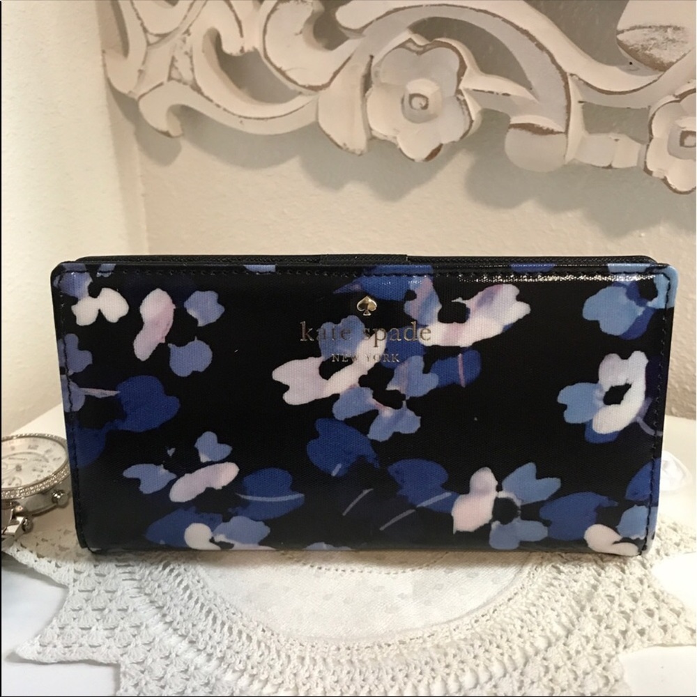 Kate Spade Floral Wallet