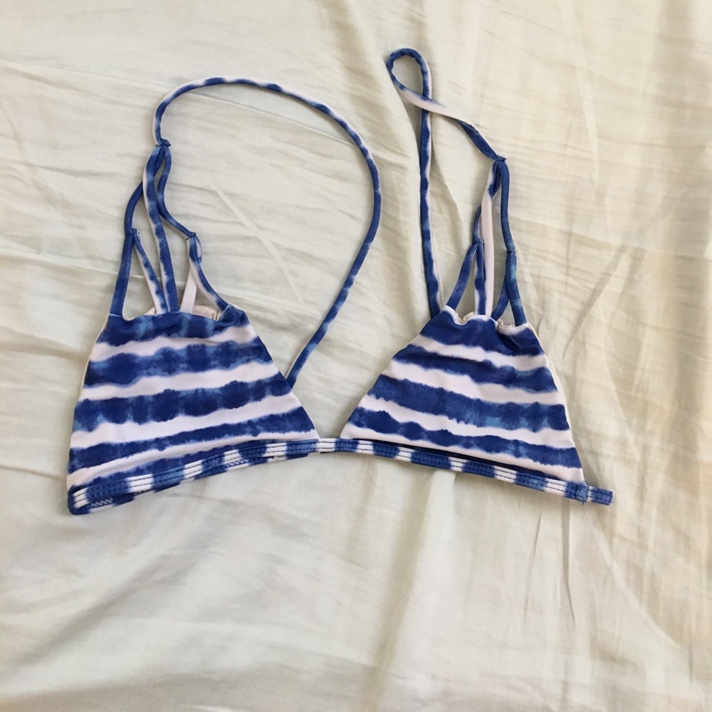 Acacia pacific tides top