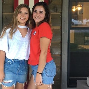 Meet your Posher, Alli