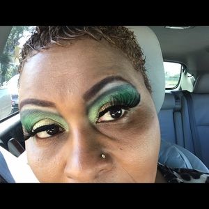 Meet your Posher, Daphne