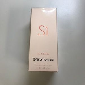 Sì Giorgio Armani Eau de Toilette NEW!