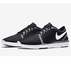 NEW Nike Lunarlon Sculpt Shoes