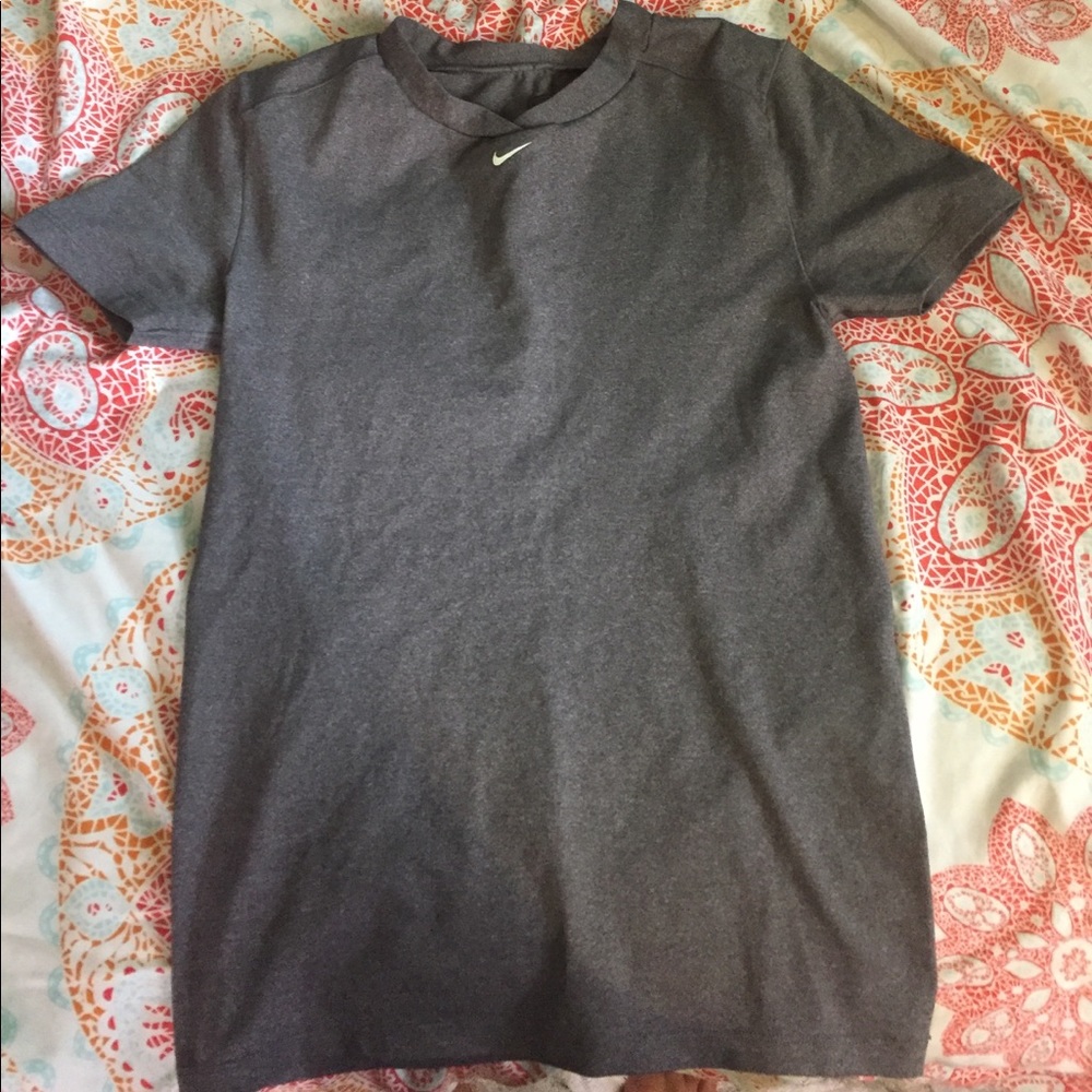 Nike dry fit gray top