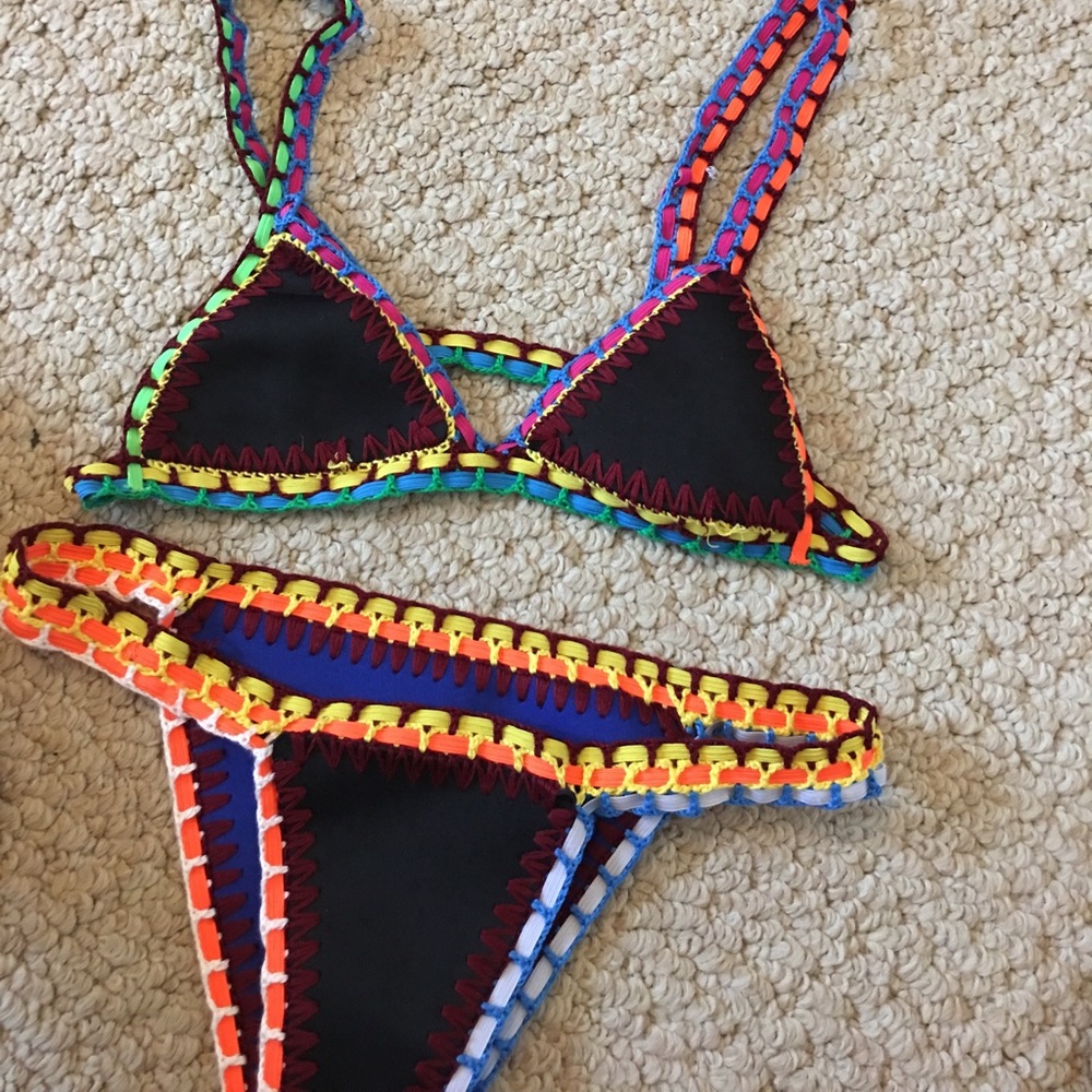 Triangle reversible bikini set!