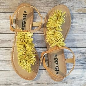 SUMMER'S END SALE!!! Mudd Fringe Thong flat Sandal