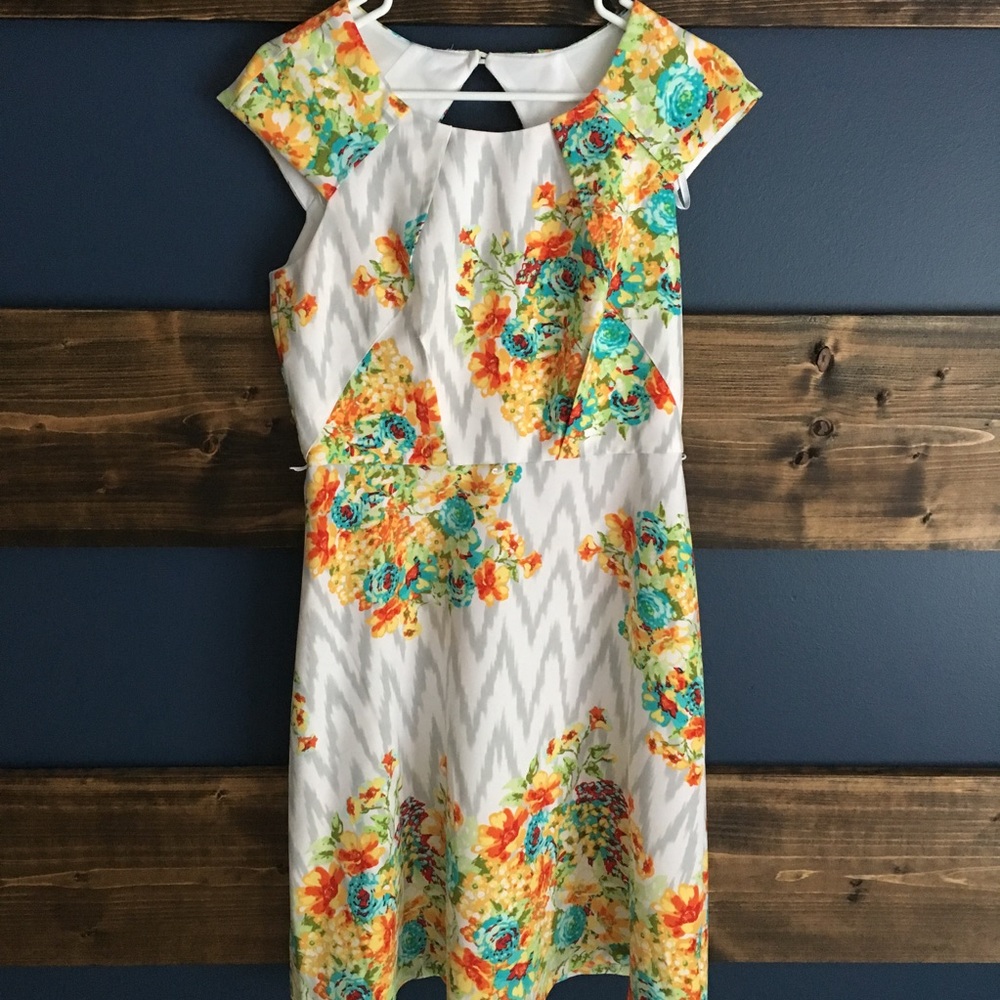 Flowered Classic Dress