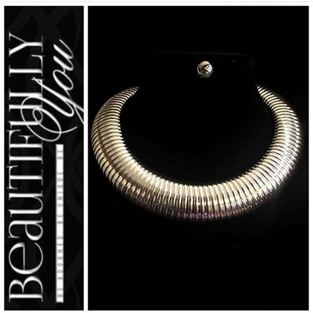 Silver Necklace Set