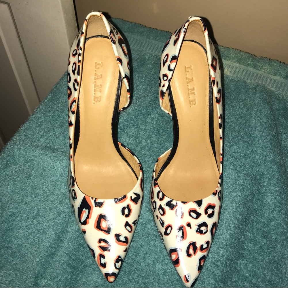 NWOT L.A.M.B.  “ Camryn II “ Snow Leopard Stiletto Heels / Pumps - Picture 3 of 9