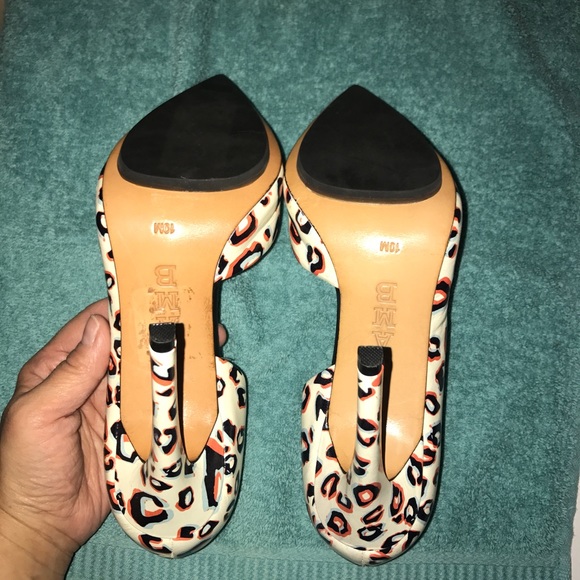 NWOT L.A.M.B. “ Camryn II “ Snow Leopard Stiletto Heels / Pumps - Picture 5 of 9