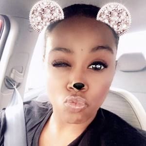 Meet your Posher, Kisha