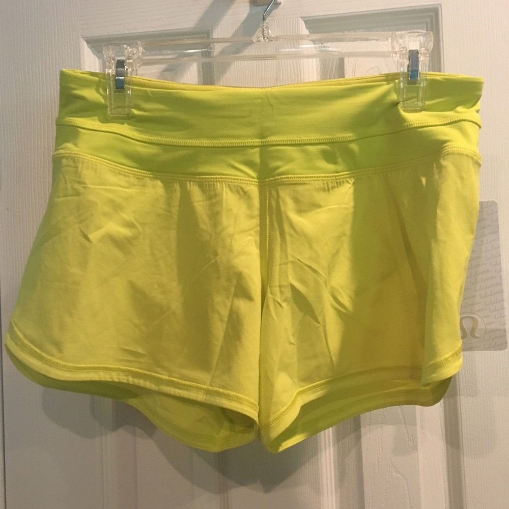 LuLulemon Groovy Run Short in neon yellow