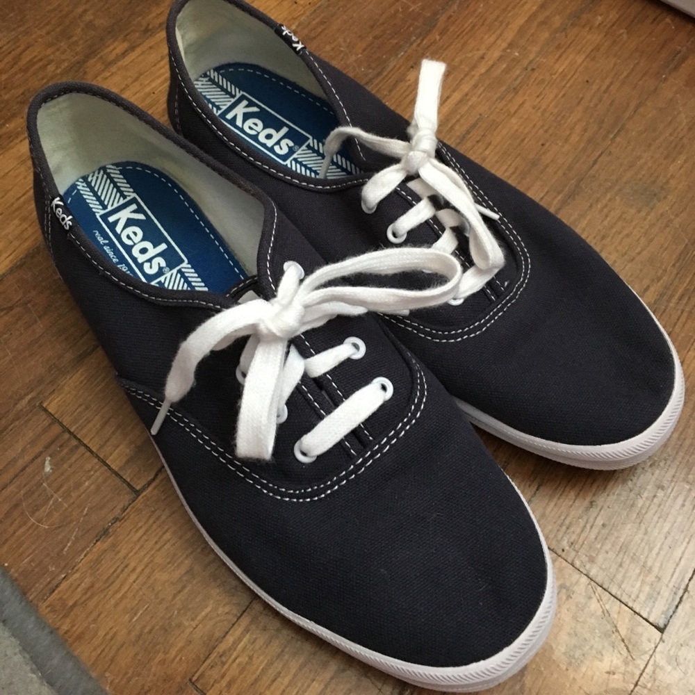 Navy Keds