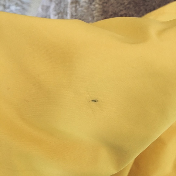 sold •• yellow vintage windbreaker - Picture 8 of 8