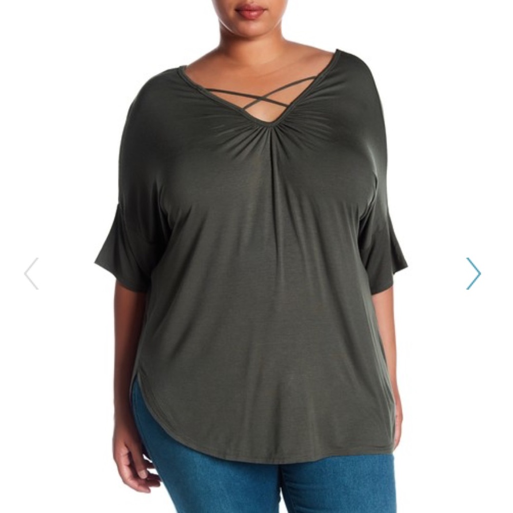 NEW PLUS SIZE Olivia Scott Short Sleeve Shirt
