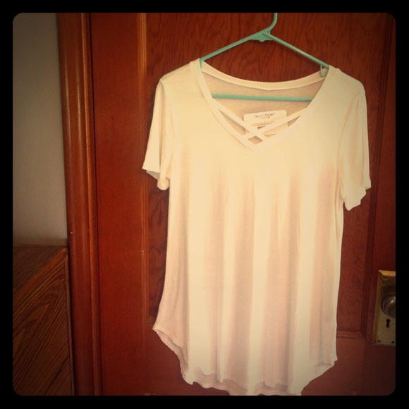 Plain White Criss-Cross T-Shirt - Picture 1 of 4