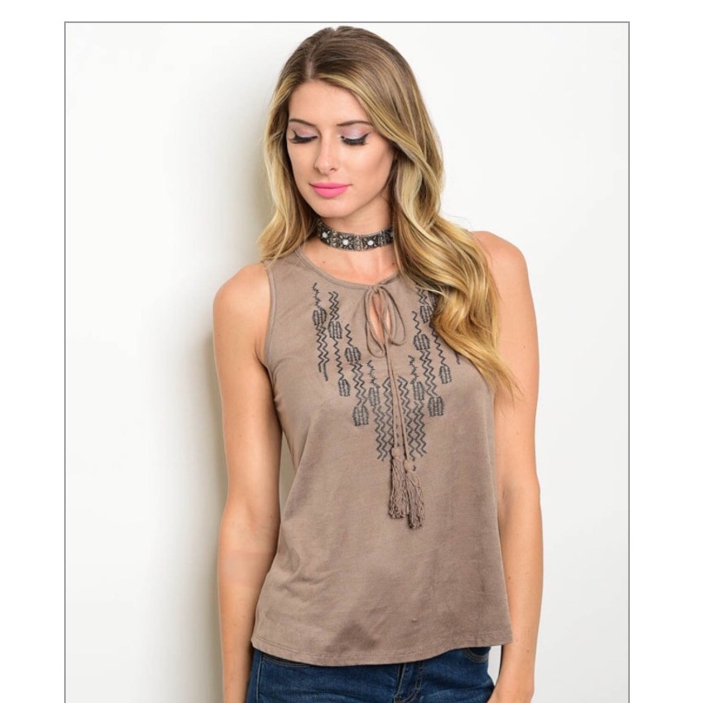 💜JUST IN💜S-M The Layla Mocha Suede Top