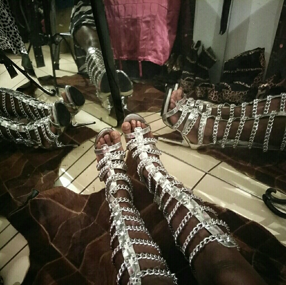 Vunk by Privileged: Silver & Chain Gladiator