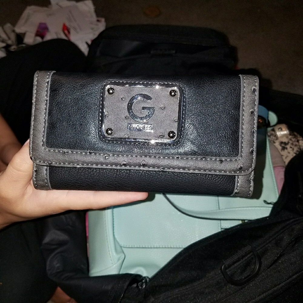 Black wallet