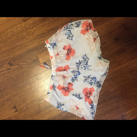 Nordstrom floral shorts - Picture 2 of 2