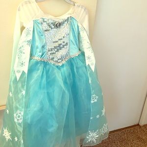 Else costume!! ❄️