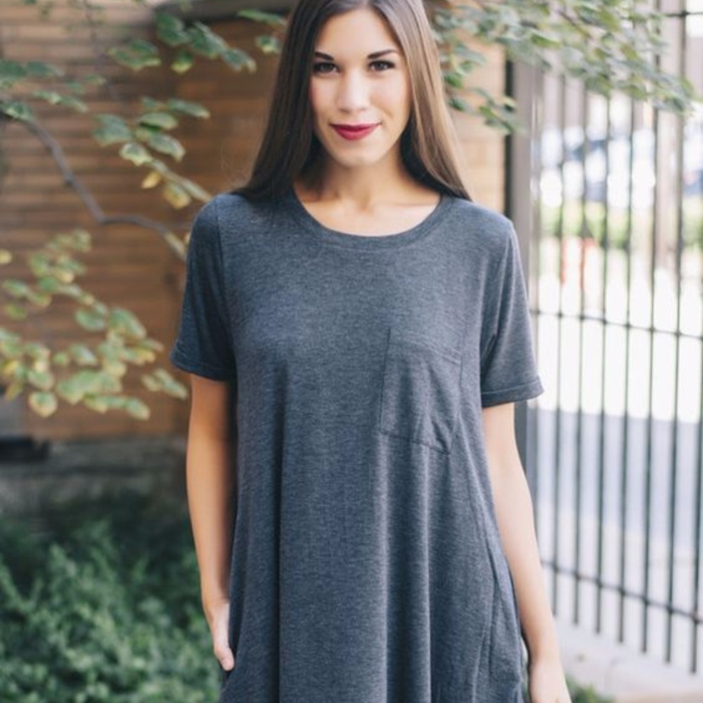 Dottie Couture solid pocket tunic charcoal NWT