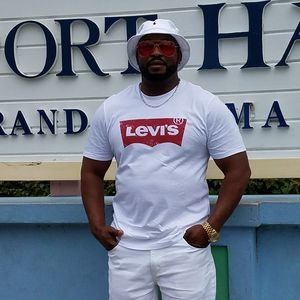 Meet your Posher, Tyrone