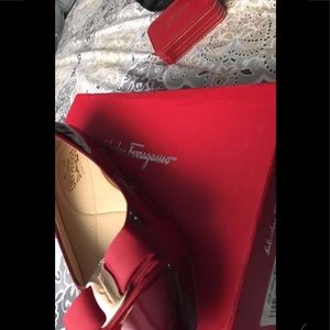 Women Ferragamo Vara Flats