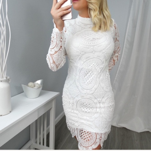 LAST// JULIANNA Off White Lace Dress - Picture 3 of 6
