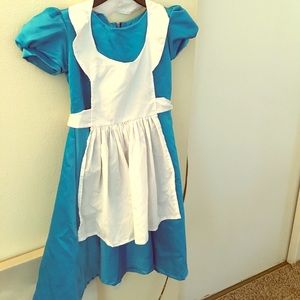 Alice in Wonderland 🍄🦋