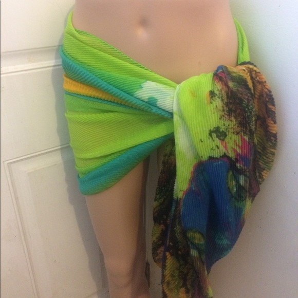 🌷🌷🌷🌷🌷🌷beautiful colorful scarves 🌹🌹🌹 - Picture 1 of 6