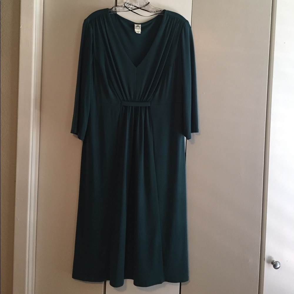 Sangria Green Dress