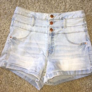 High waisted light wash shorts size 8