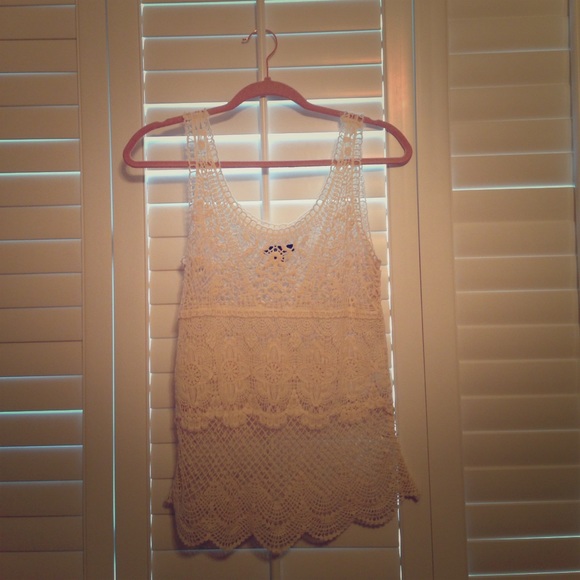 DONATED American Eagle Lace Tank Top - Picture 2 of 6