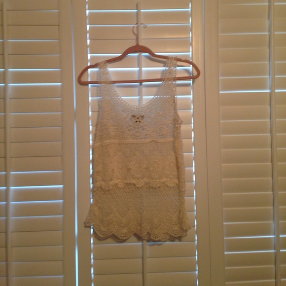 DONATED American Eagle Lace Tank Top - Picture 3 of 6