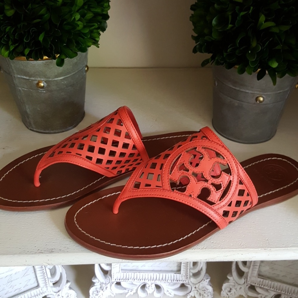 TORY BURCH Thatched sandals size 8