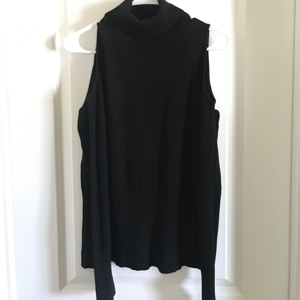 Black cold shoulder long sleeve turtle neck