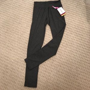 SOYBU yoga pant BRAND NEW
