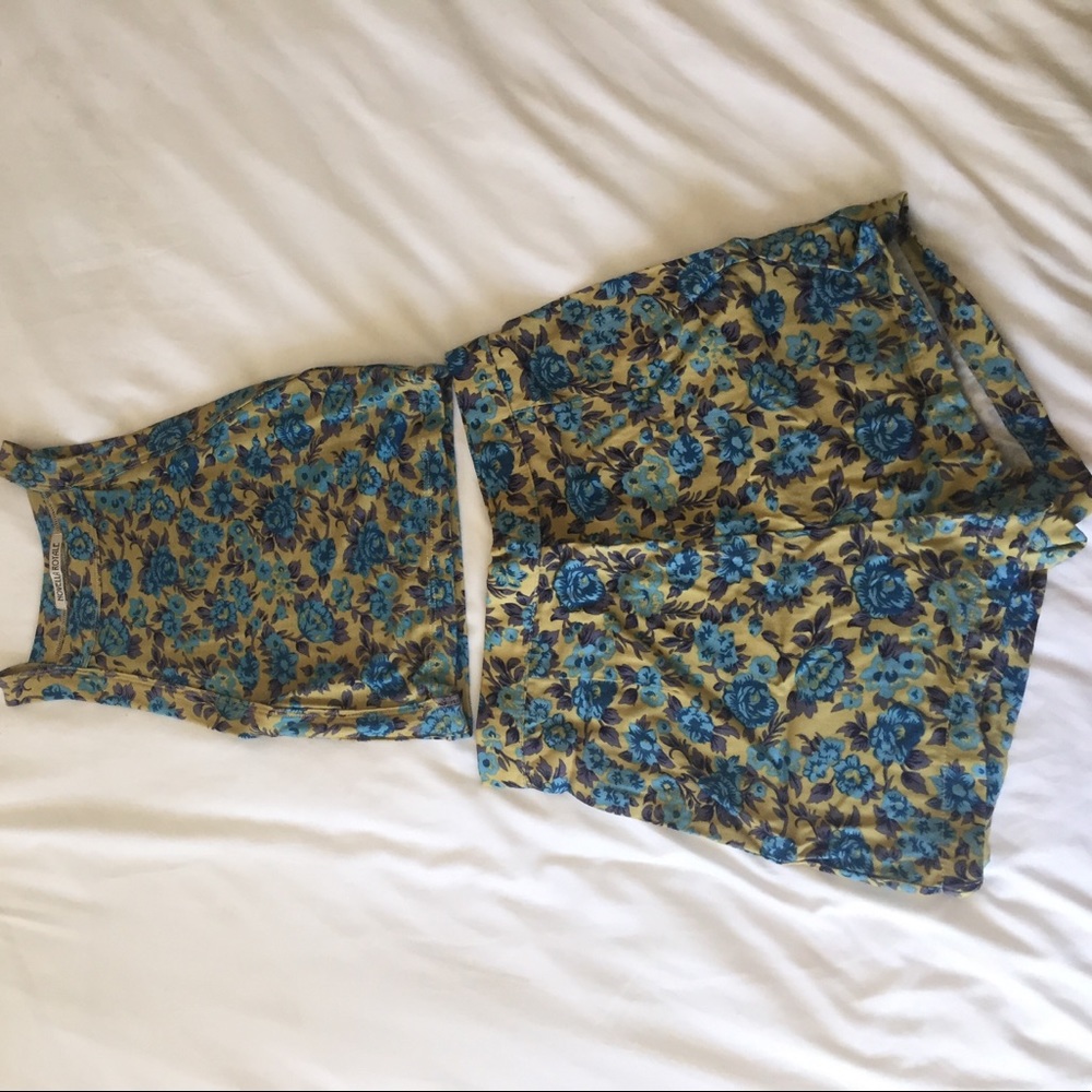 Novella Royale two piece !!