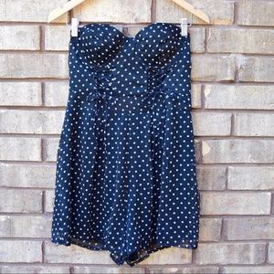 QED London black and white romper, NWT