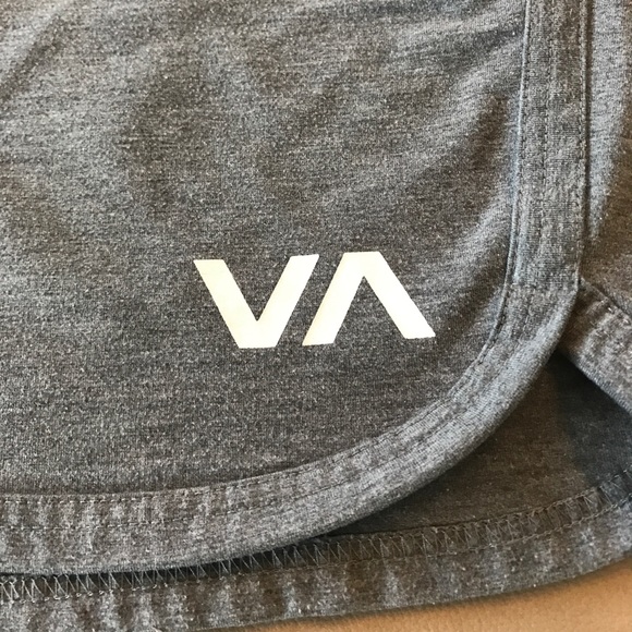 ✅SOLD✅RVCA Lounge Type Shorts - Picture 3 of 4