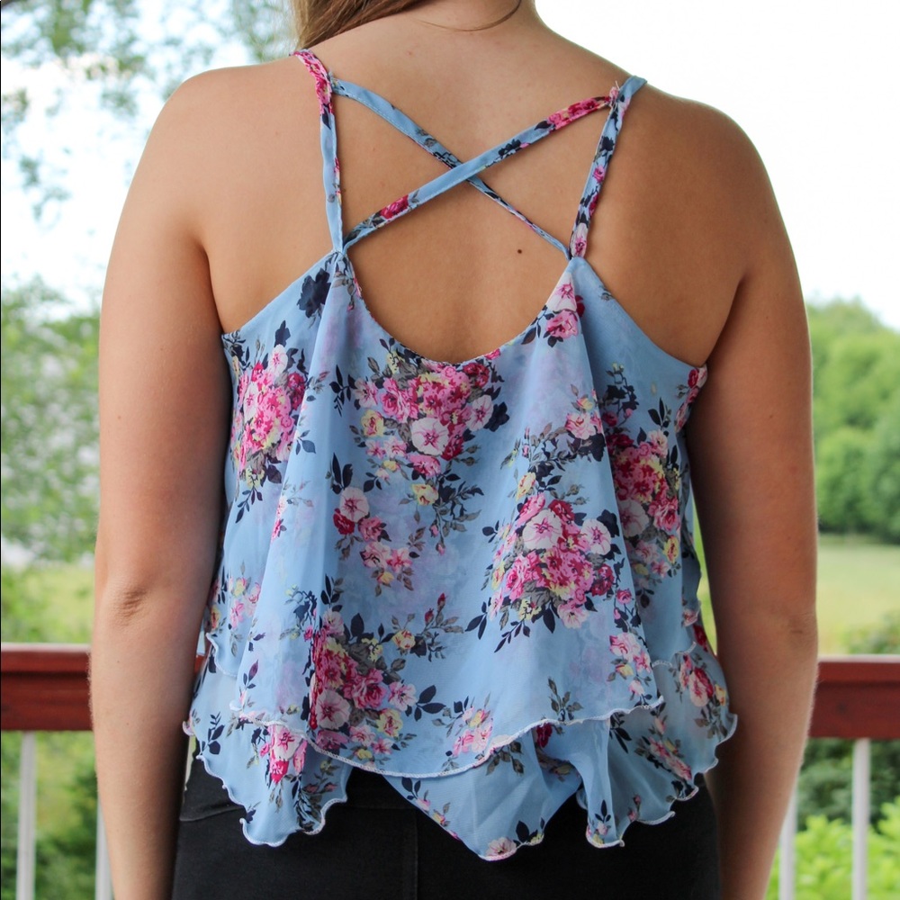 Cute blue flower crop top